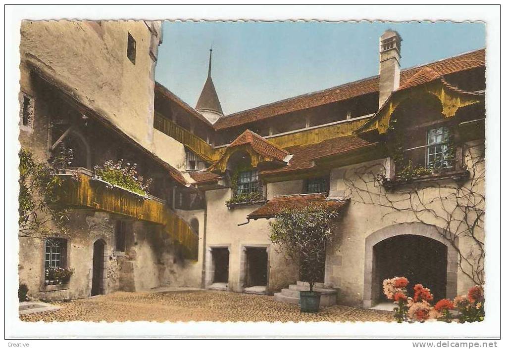 Montreux Chateau De Chillon.La Première Cour. - Premier