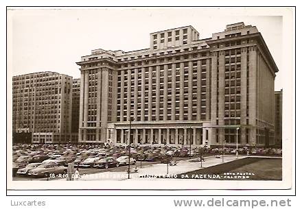 18 . RIO DE JANEIRO.  BRASIL. MINISTERIO DA FAZENDA. / FOTO POSTAL COLOMBO. - Rio De Janeiro