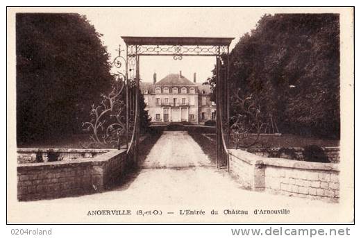 Angerville - L' Entrée Du Château D' Arnonville - Angerville