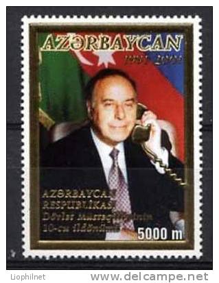 AZERBAIDJAN 2001, 10 ANS REPUBLIQUE, ALIYEV, TIMBRE OR, 1 Valeur, NEUF - Azerbaïjan