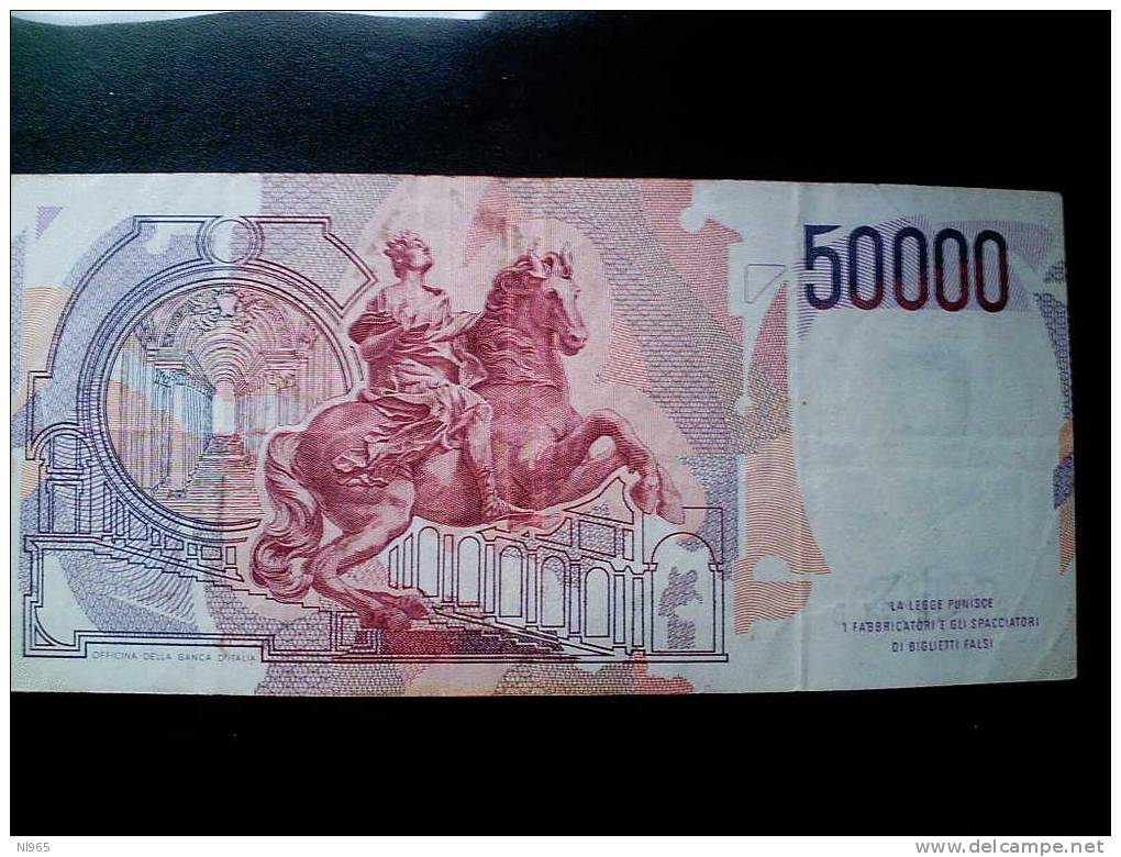 REPUBBLICA ITALIANA - LIRE 50000  BERNINI 1° TIPO  ANNO 28/10/1985 - 50000 Lire