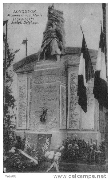 54. LONGUYON.  MONUMENT AUX MORTS 1914.1918.  SCULPT. DELPHAUT. - Longuyon