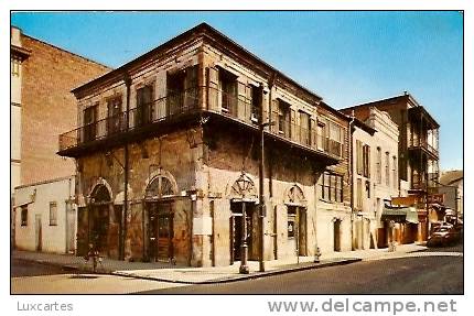 OLD ABSINTHE HOUSE.  238 BOURBON STREET .NEW ORLEANS. - New Orleans