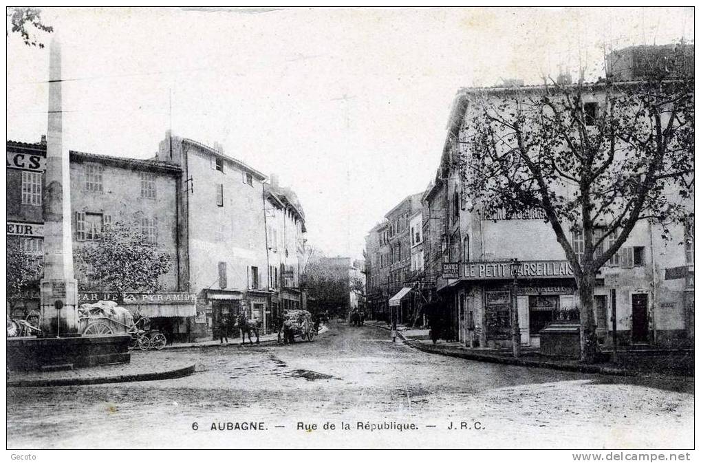 Rue De La Republique - Aubagne