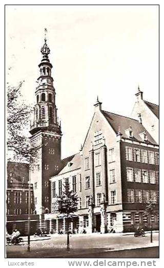 LEIDEN. STADHUISPLEIN. - Leiden