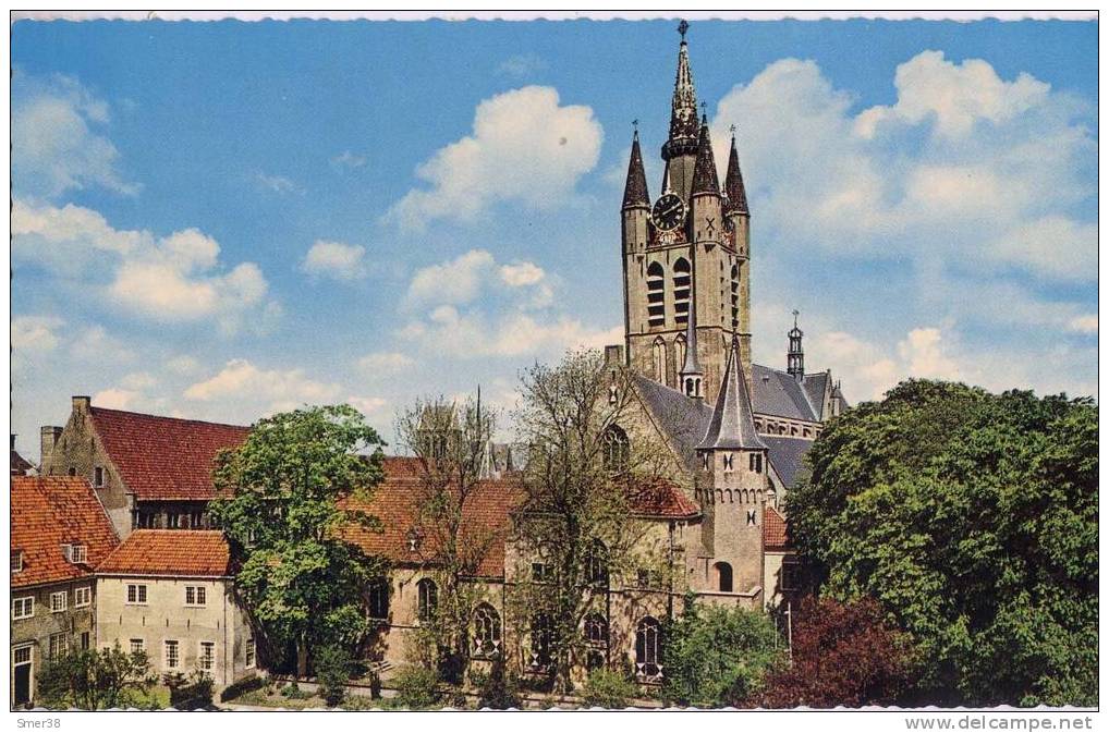 DELFT - Prinsenhof Met Oude Kerk - Delft
