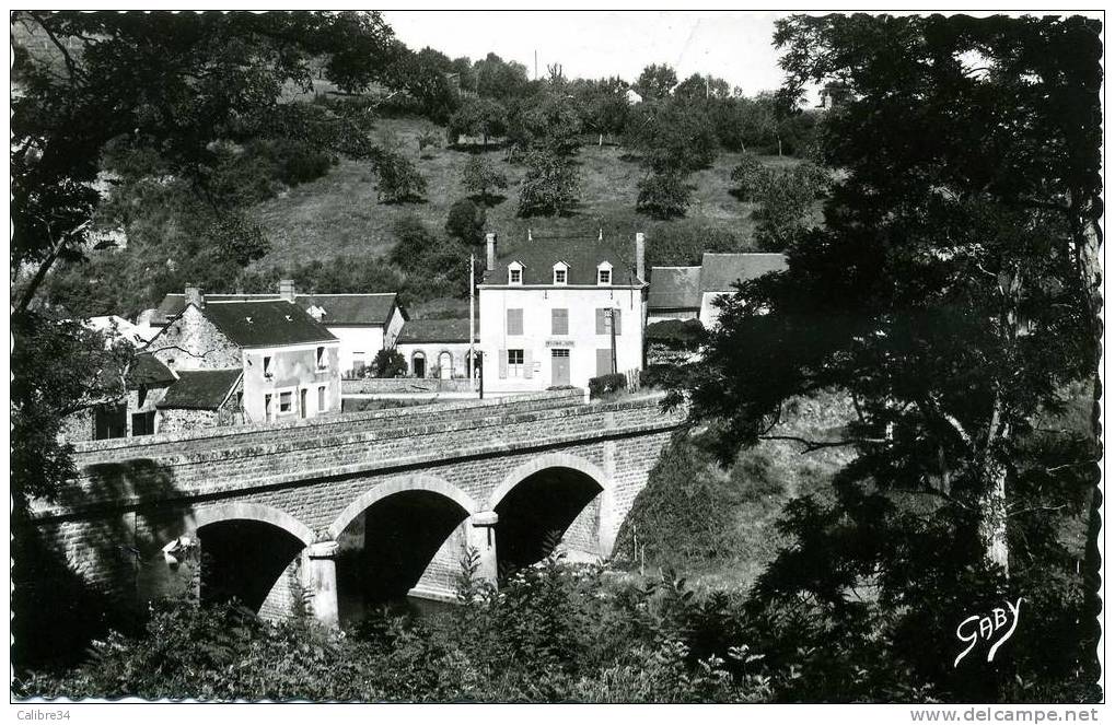 Saint LEONARDdes BOIS Le Pont Sur La Sarthe (1956) - Saint Leonard Des Bois