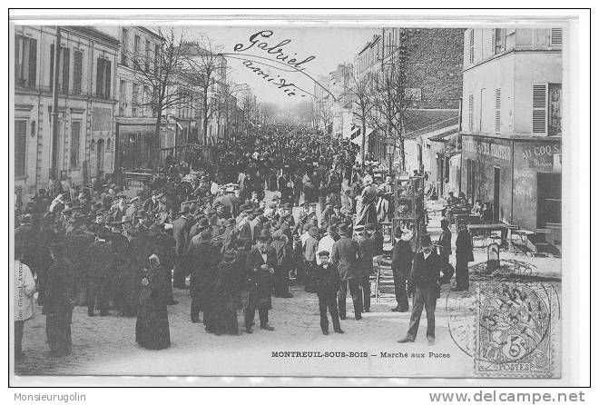 93 ))) MONTREUIL, Marché Aux Puces, TRES ANIMEE,  Timbrée Devant, Lafrasse édit - Montreuil