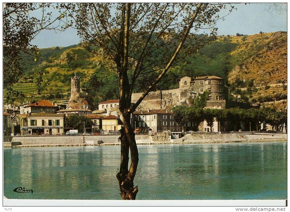 CpE1772 - TOURNON - Le Chateau Féodal Vu Depuis Tain L'Hermitage - (07 - Ardèche) - Tournon