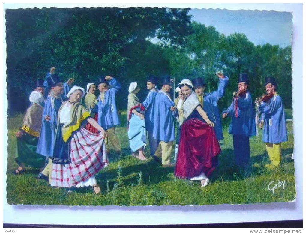 LA COULINE GROUPE FOLKLORIQUE SARTHOISLA PALIGOURDINE - Centre-Val De Loire