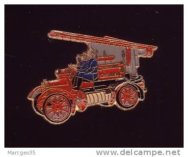 Pin's Camion De Pompier Historique - Bomberos