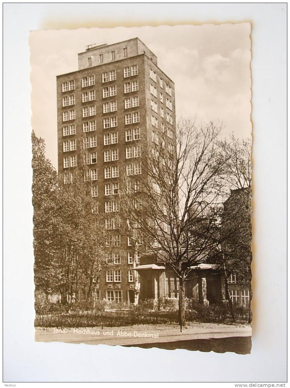 JENA - Hochhaus Und Abbe-Denkmal    VF   D27971 - Jena