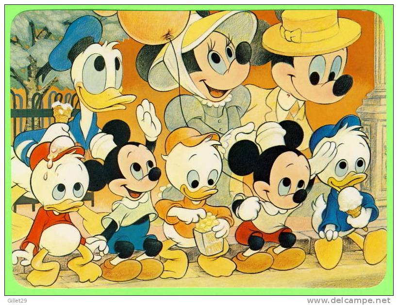 CARTOONS - MICKEY, MINNIE, DONALD & THEIR NEPHEWS - EVERYONE LOVES A PARADE ON MAIN STREET - DIMENSION 13X17 Cm - - Disneyworld