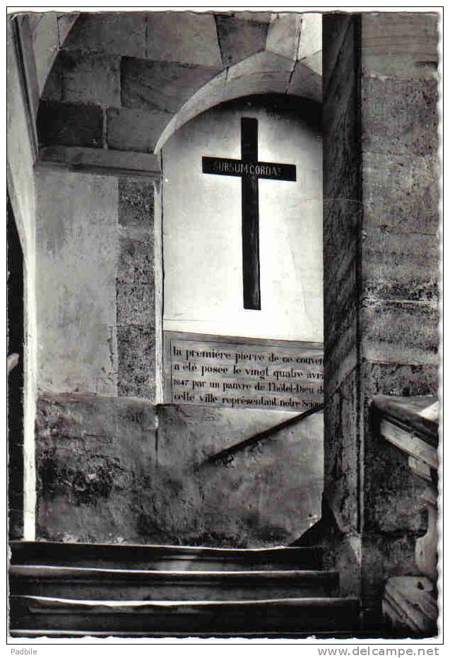 Carte Postale  45.  Beaugency  Intérieur De Monastère De Ursulines  "première Pierre" Trés Beau Plan - Beaugency