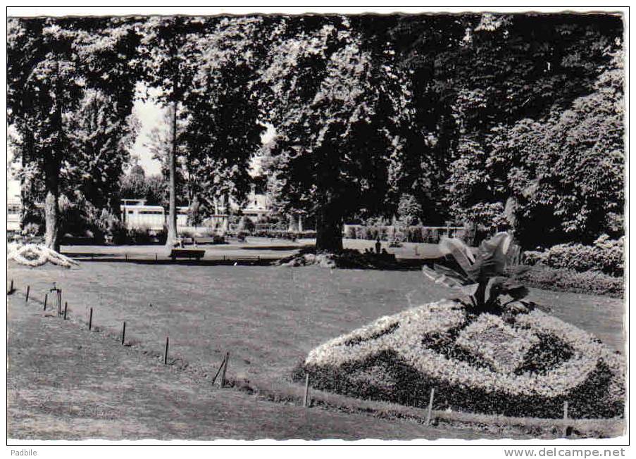 Carte Postale  95. Sarcelles Trés Beau Plan - Sarcelles