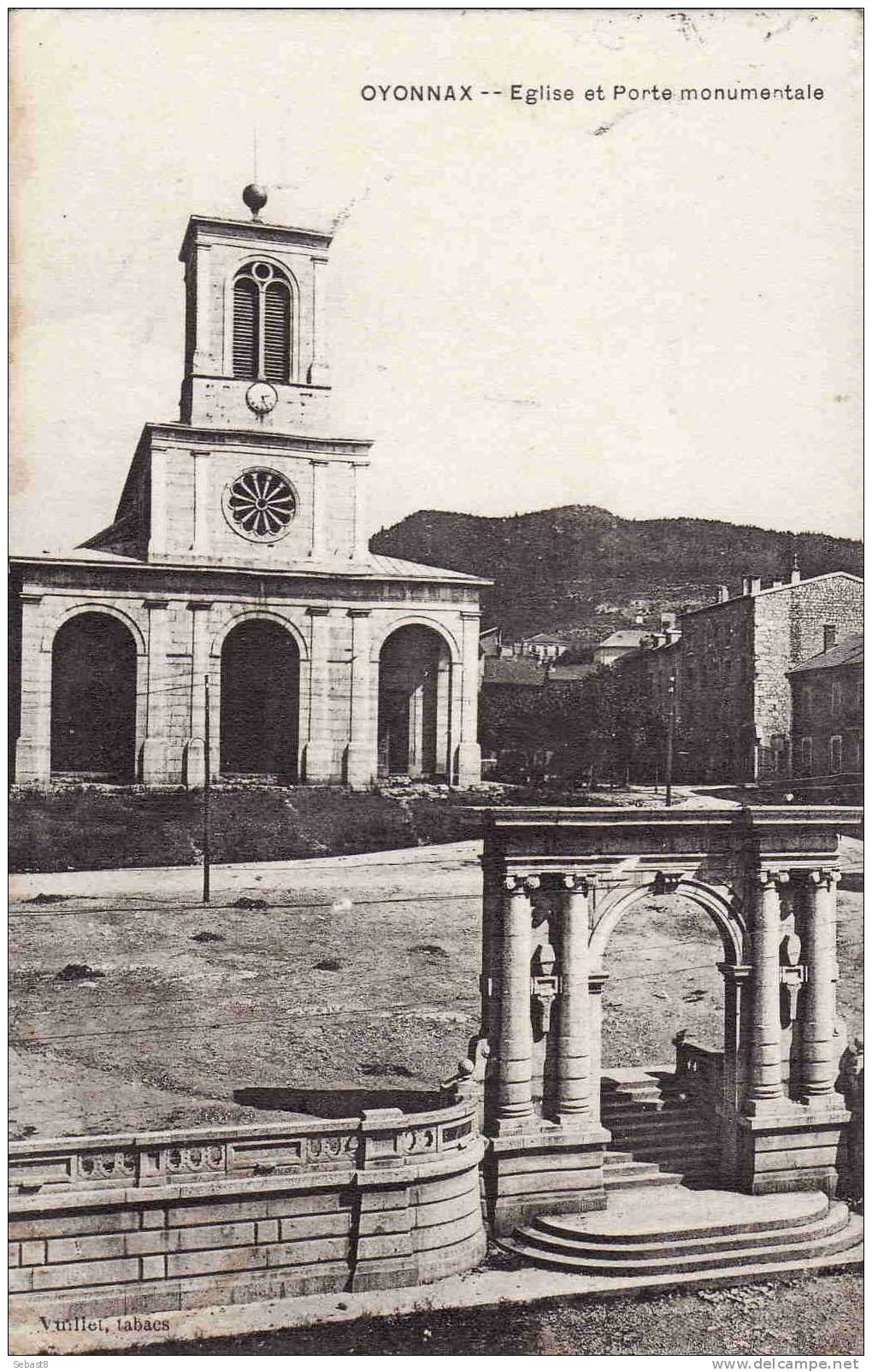 OYONNAX EGLISE ET PORTE MONUMENTALE - Oyonnax