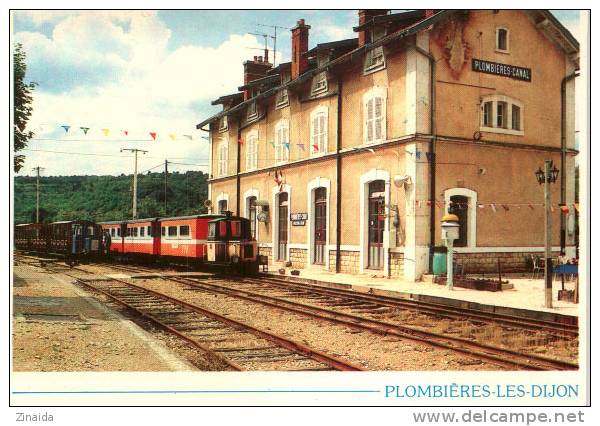 CARTE POSTALE DU PETIT TRAIN DE LA CÔTE D OR - LES PETITS TRAINS EN GARE - PLOMBIERE LES DIJON - Equipment