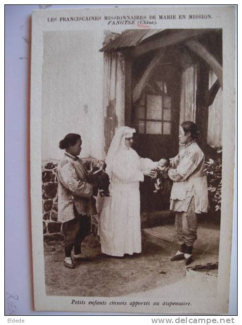 Franciscaines De Marie  Mission Fangtse Babies Brought To The Dispensary - Chine