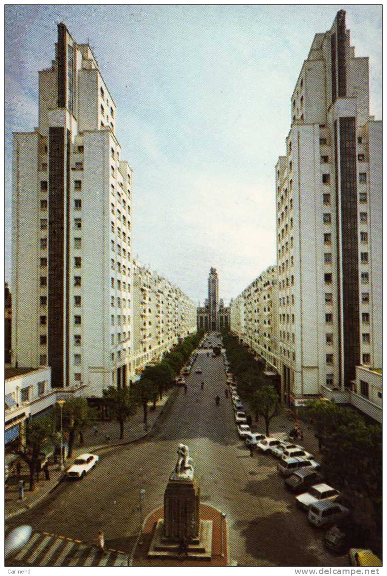 VILLEURBANNE TOURS GRATTE CIEL ET AVENUE H.BARBUSSE - Villeurbanne