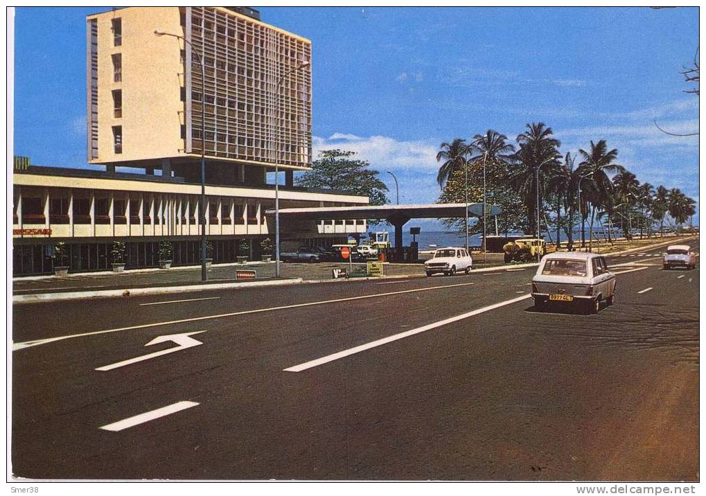 Libreville - Boulevard De L'independance - Gabon