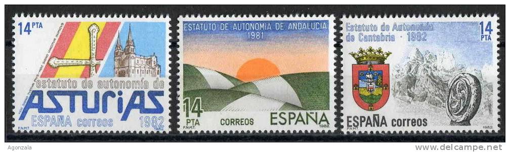 SERIE TIMBRES ESPAGNE NOUVEAUX 1982 STATUTS D´AUTONOMIE DE COMMUNAUTÉS L´ESPAGNE HÉRALDIQUE ASTURIAS CANTABRIA ANDALUCIA - Sellos