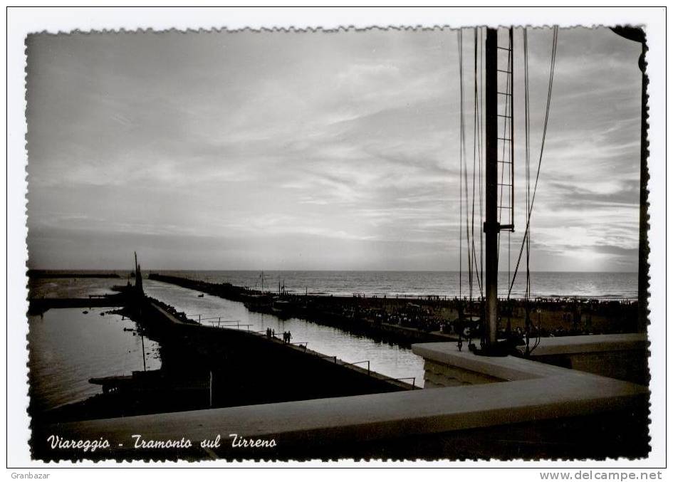 VIAREGGIO, TRAMONTO SUL TIRRENO, B/N - Viareggio