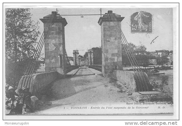47 )-) TONNEINS,Entrée Du Pont Suspendu De La Garonne, MD A, ANIMEE - Tonneins