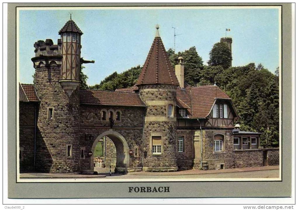 FORBACH .  L'entrée Du Burghof          A102 - Forbach