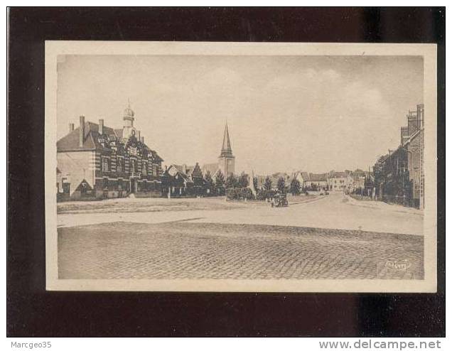 Marcoing La Place & L'hôtel De Ville édit.combier Belle Carte - Marcoing