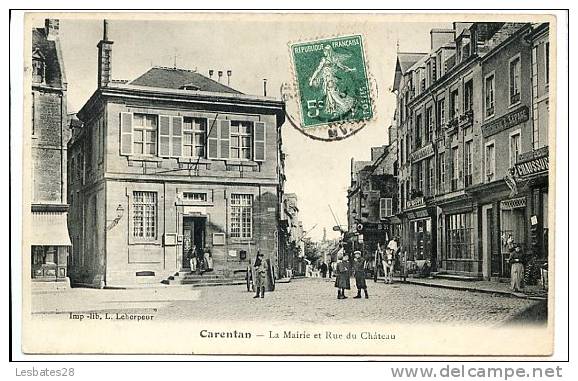 CPA 50.- CARENTAN.-La Mairie Et Rue Du Château.-MOD 915 - Carentan