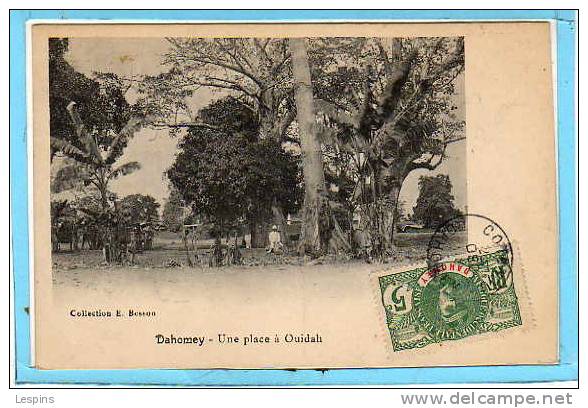 DAHOMEY -- Une Place à Ouidah - Dahomey
