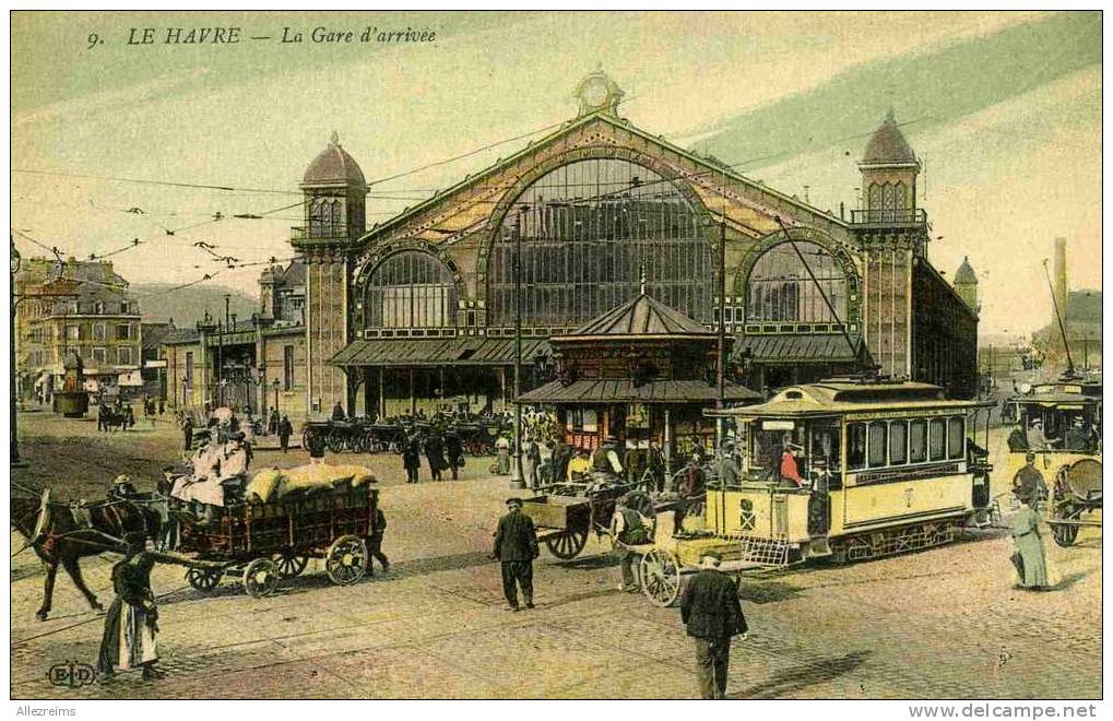 CPA 76 :  LE HAVRE La Gare Trés Animée Avec Attelage Et Tramway    A   VOIR  !!!! - Gare