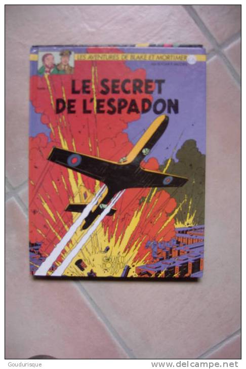 BLAKE ET MORTIMER PETIT FORMAT LE SECRET DE L´ESPADON T1  JACOBS - Blake Et Mortimer