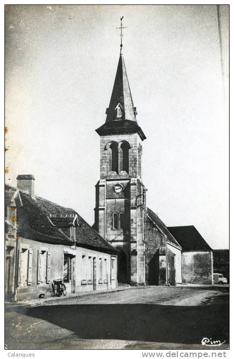 CPSM La Fresnaye Sur Chédouet - L'église - La Fresnaye Sur Chédouet