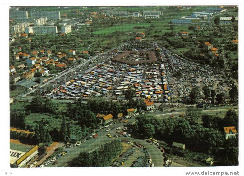 Vue Aérienne Du Syuer Marché Aux Puces De VAUX EN VELIN - Vaux-en-Velin