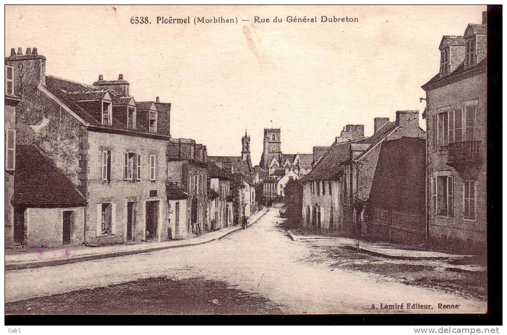 56 --- Ploermel --- Rue Du General Dubreton - Ploërmel