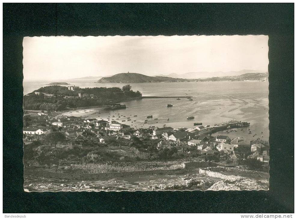 CPSM - Bayona ( Vista General Del Puerto Y Castillo De Monte Real. ( Ed. Garcia Garrabella 3) - Pontevedra