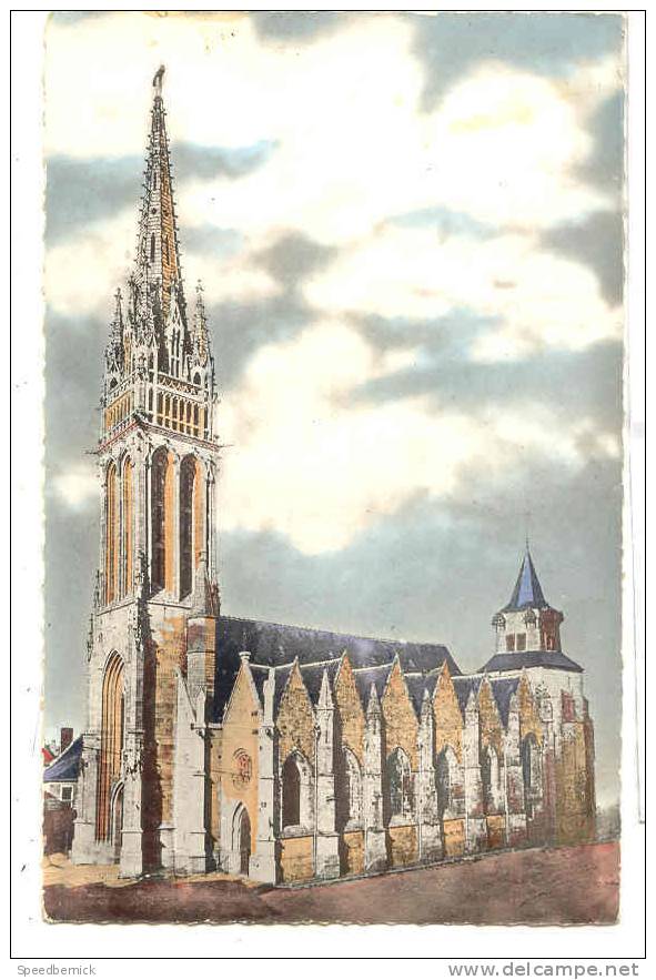 11223 LA GUERCHE-DE-BRETAGNE : Basilique Notre-Dame Coté Sud . 2bis, Gaby Et V Touin, La Guerche - La Guerche-de-Bretagne