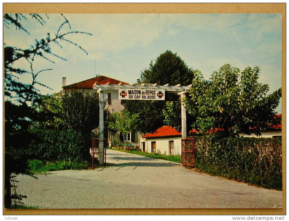 Caubeyres, Entrée De La Maison De Repos Du Cap Du Bosc - Damazan