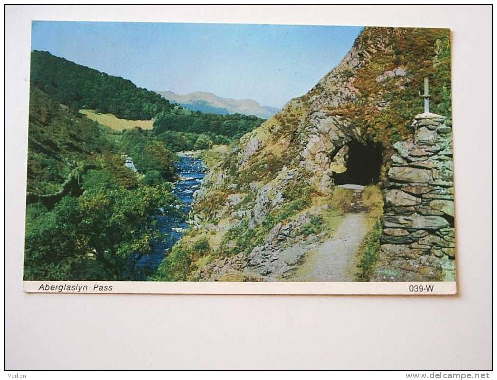 Aberglaslyn Pass    VF  D30260 - Caernarvonshire