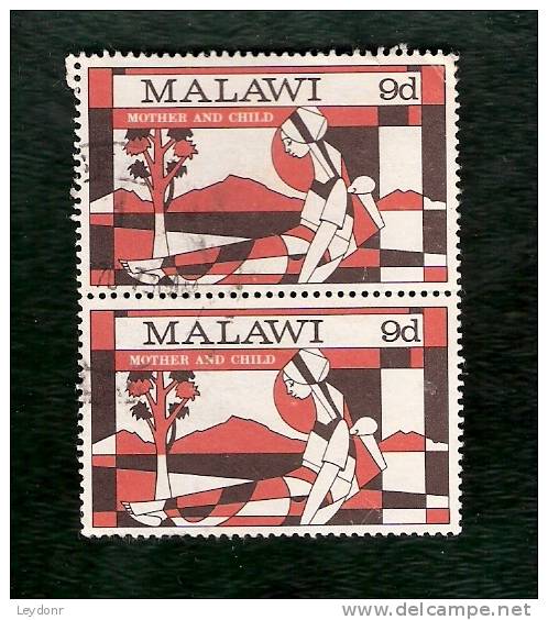 Malawi - Mother And Child - Scott # 144 (2 Stamps) - Malawi (1964-...)