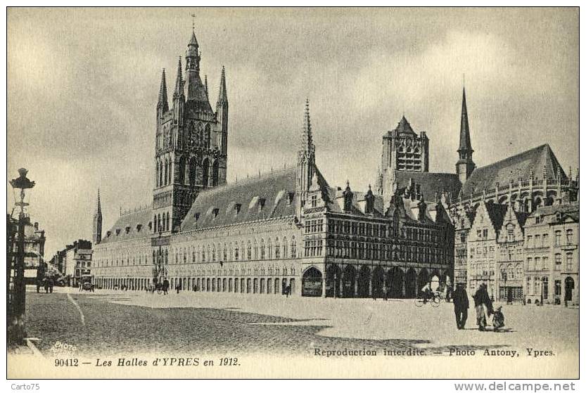 BELGIQUE - YPRES - Les Halles - Ieper