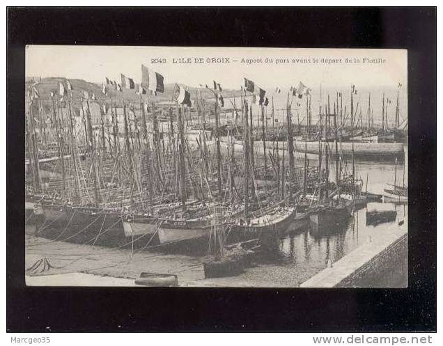 L' Ile De Groix Aspect Du Port Avant Le Départ De La Flotille édit.villard N° 2049 Bateaux Thoniers Belle Carte - Groix