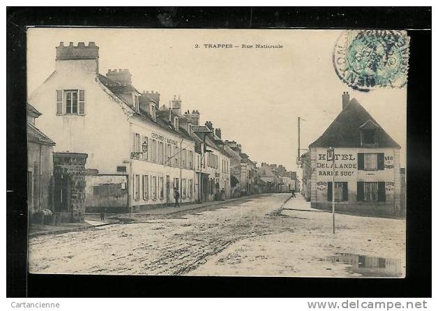 TRAPPES - Rue Nationale - Gendarmerie - Trappes