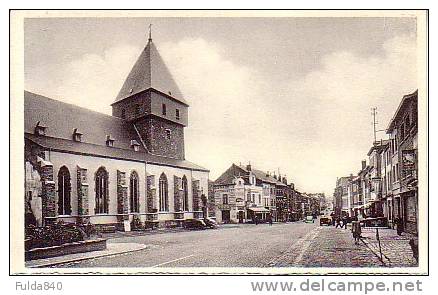 CPA.  BASTOGNE.  L'église St-pierre.    (Vers 1955-60) - Bastogne