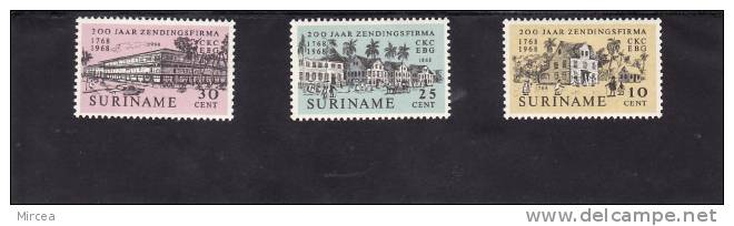 C1615 - Surinam 1968 - Michel 542/4 Neufs** - Surinam ... - 1975