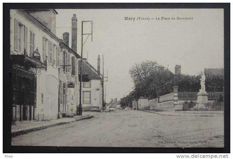 89 Héry Monument Aux Morts    D89D  K89382K  C89201C RH037297 - Hery