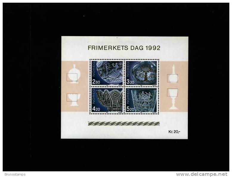 NORWAY/NORGE - 1992  STAMP DAY  M/S MINT NH - Nuevos