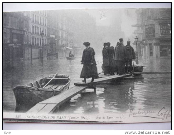 Inondations Paris 1910 Rue De Lyon Boulangerie Coffre - Floods