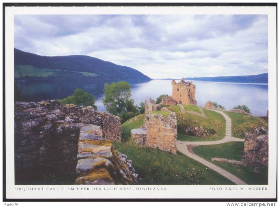 CPM  ROYAUME UNI  Urquhart Castle Am Ufer Des Loch Ness, Highlands - Inverness-shire